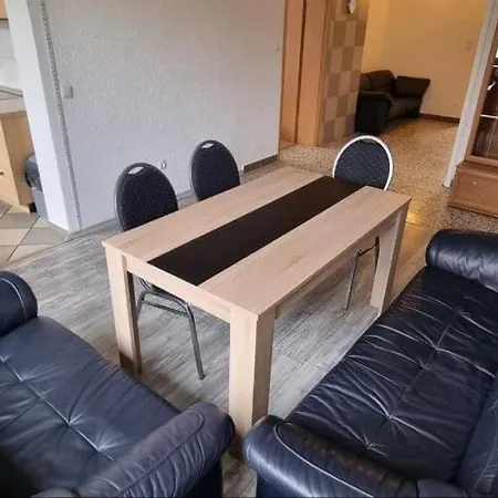 Mit Garten In Apartament *
