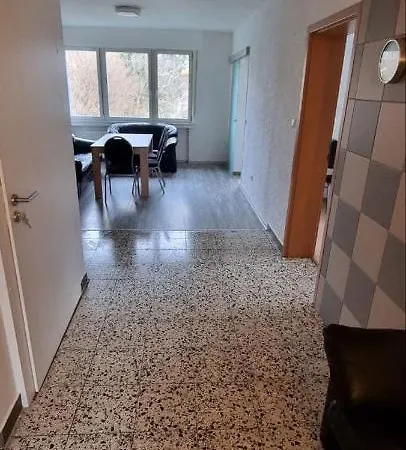 Apartament Mit Garten In *